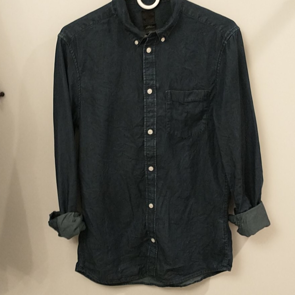 Button down long sleeve jean top